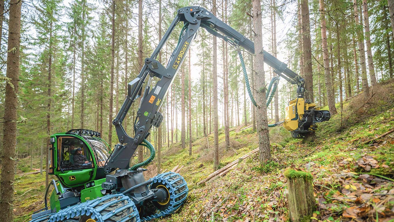 Abbattitrici John Deere e alberi