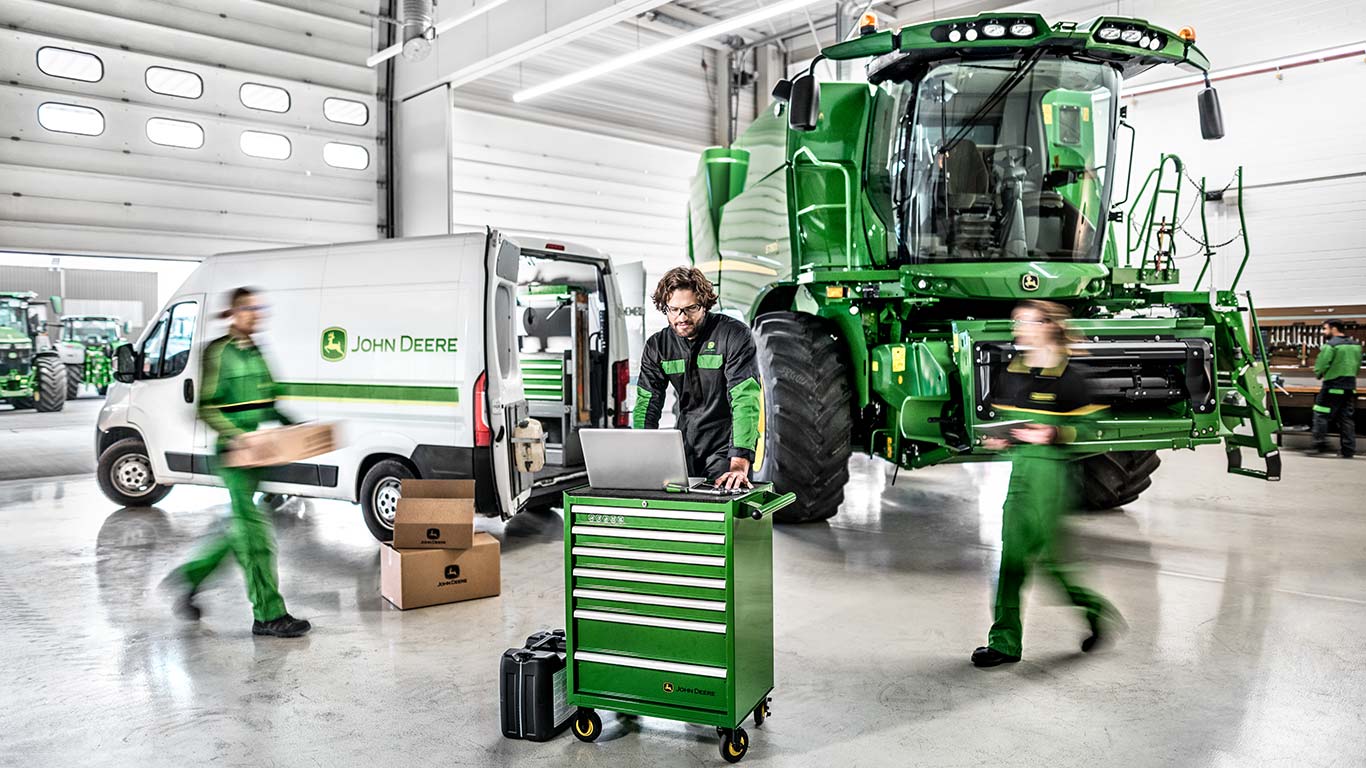 OPPORTUNITÀ DI CARRIERA PRESSO CONCESSIONARI JOHN DEERE