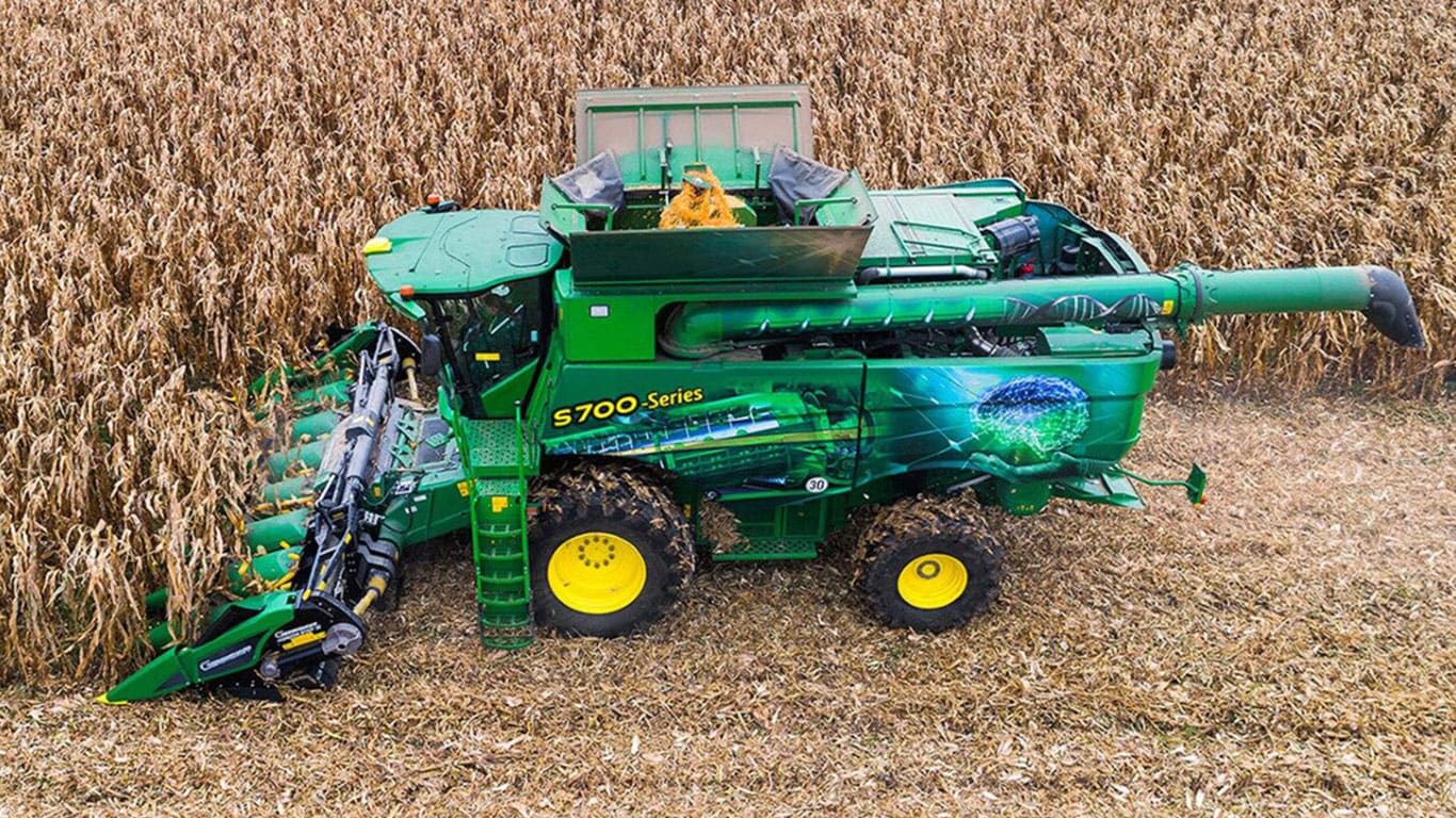 Thumbnail John Deere S700